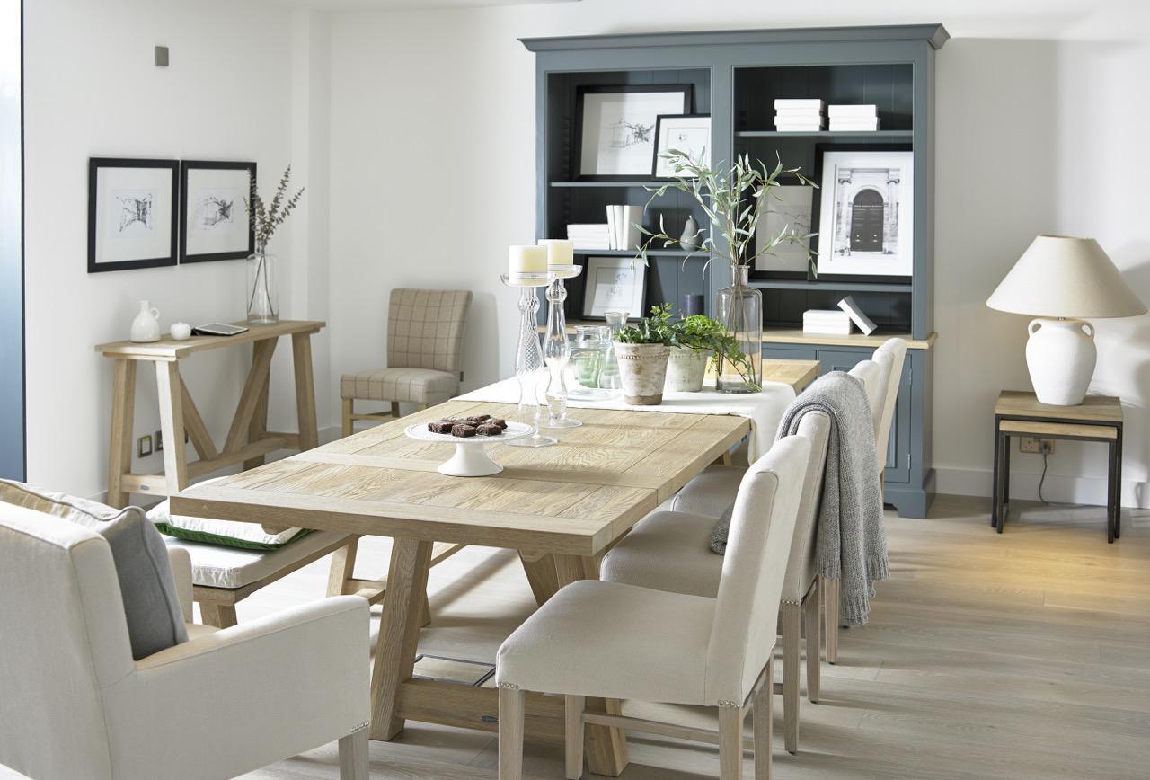 Arundel dining table, Arundel dining bench, Shoreditch chairs